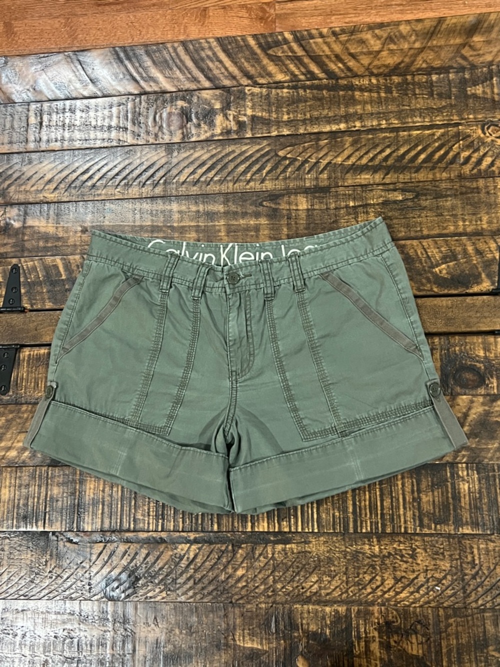 Calvin Klein Olive Utility Roll-Hem Women's Shorts